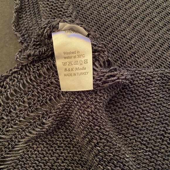 Unique B & K Moda sweater - Picture 3 of 8